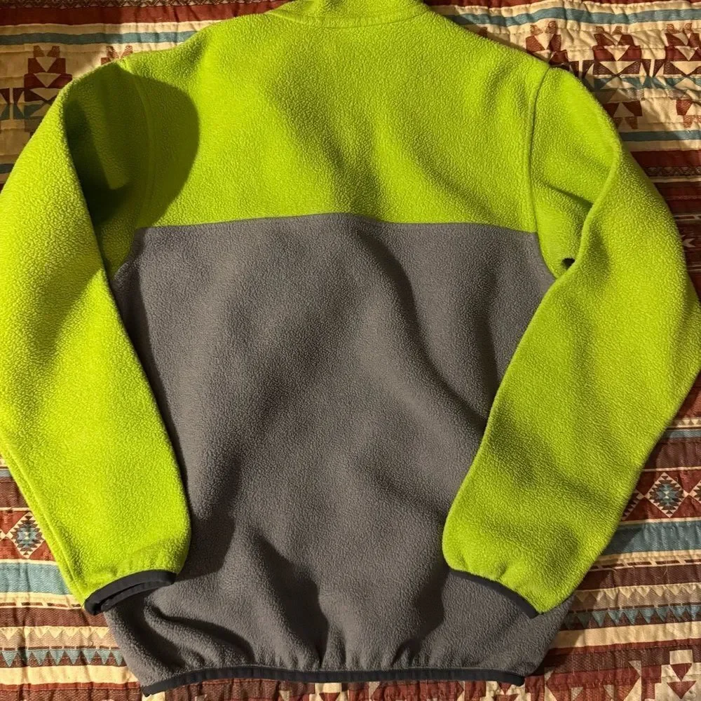Patagonia Bright yellow/gray 1/4 snap  Synchilla Fleece kids XL